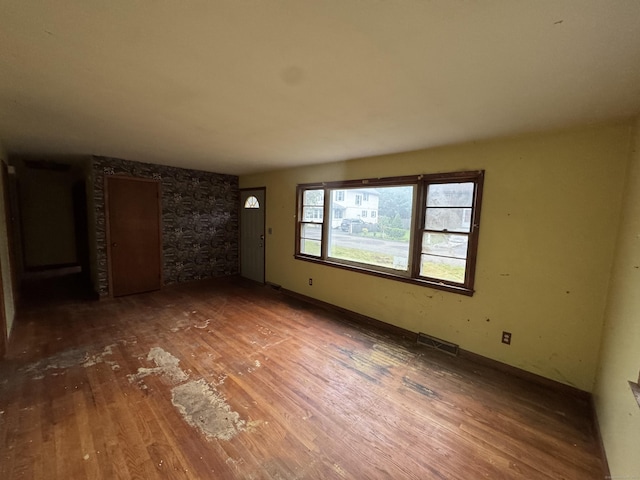 31 Ross St, Milford, CT 06460 - photo 4