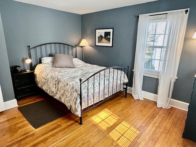 111 Spring Garden St, Hamden, CT 06517 - bedroom featuring light wood-style flooring and baseboards