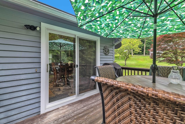 81 Charter Oak Dr, East Lyme, CT 06333 - view of wooden deck