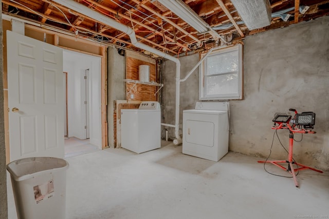 103 Clay St, Thomaston, CT 06787 - below grade area featuring washer and dryer