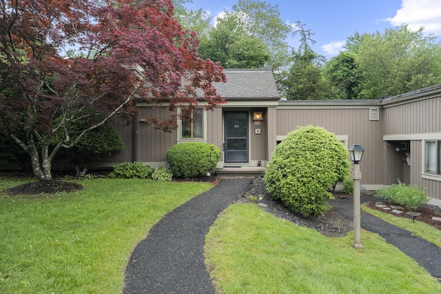 21 Heritage Cir Unit A, Southbury, CT 06488 - view of front of property with a front lawn and roof with shingles