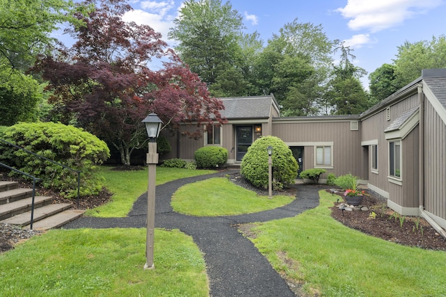 21 Heritage Cir Unit A, Southbury, CT 06488 - view of front facade with a front yard