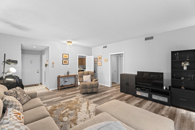 21 Heritage Cir Unit A, Southbury, CT 06488 - living area with wood finished floors and baseboards