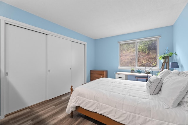 21 Heritage Cir Unit A, Southbury, CT 06488 - bedroom featuring wood finished floors and a closet