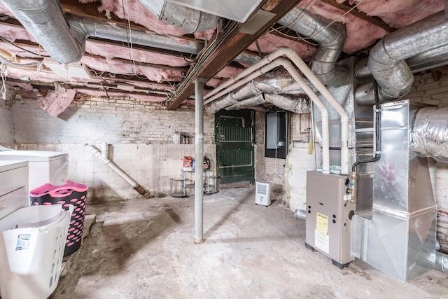 21 Bigelow Ave, Enfield, CT 06082 - unfinished below grade area with electric panel and heating unit
