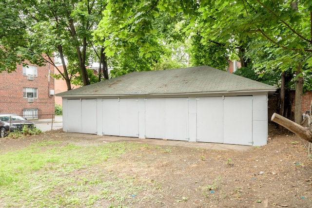 68 School St, Hartford, CT 06106 - view of garage