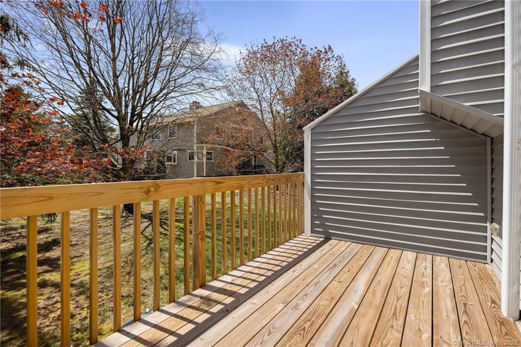 704 Mill Pond Dr Unit 704, South Windsor, CT 06074 - view of wooden deck