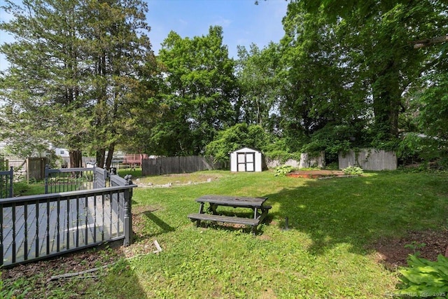 29 Pembroke Rd, Hamden, CT 06514 - view of yard featuring a shed