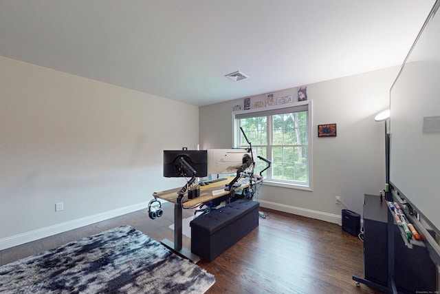 13 Spruce Ridge Dr, New Fairfield, CT 06812 - home office with dark wood-style flooring