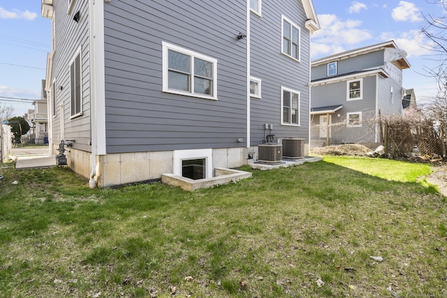 195 Arctic St, Bridgeport, CT 06608 - back of property