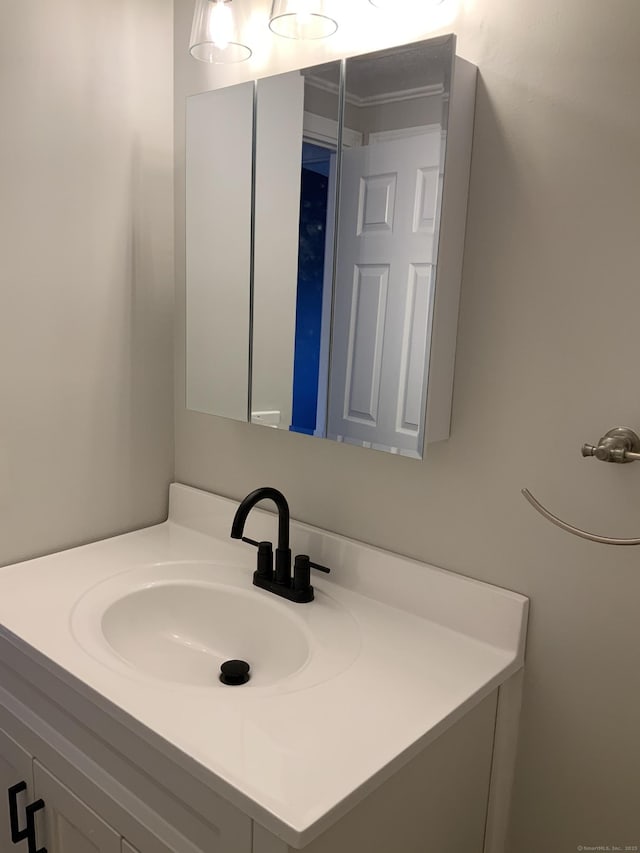 158 Webster Ct Unit 158, Newington, CT 06111 - bathroom featuring vanity