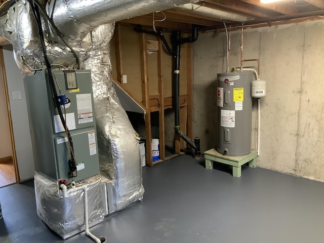 158 Webster Ct Unit 158, Newington, CT 06111 - unfinished basement featuring electric water heater