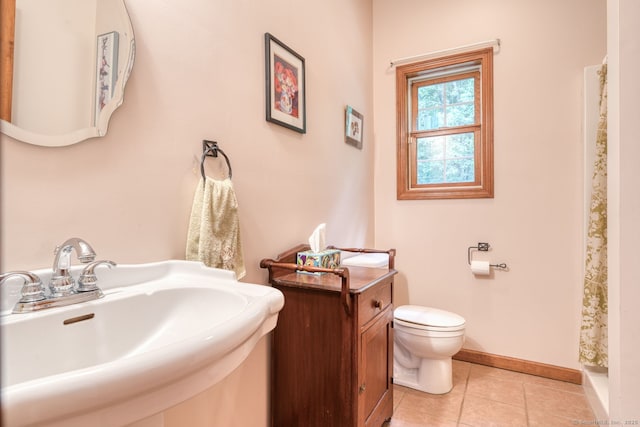 1047 Merrow Rd, Coventry, CT 06238 - full bath featuring tile patterned floors and curtained shower