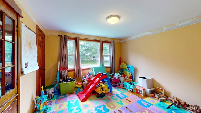 17 Plainfield St, Enfield, CT 06082 - view of game room