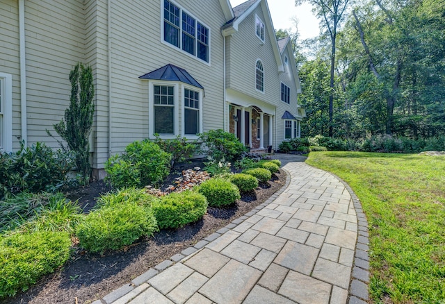 275 Chestnut Grv, Guilford, CT 06437 - view of patio