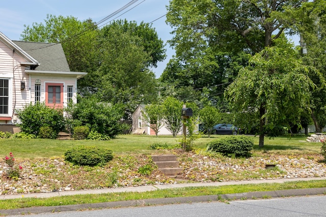 114 Spring St, Cheshire, CT 06410 - view of yard