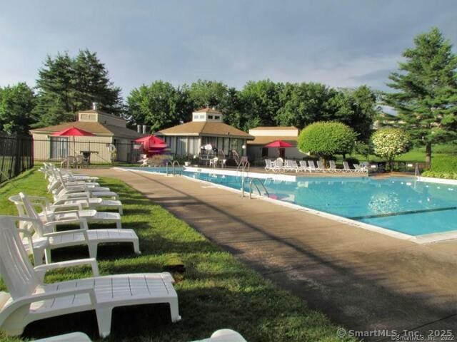 560 Yale Ave Unit 124, Meriden, CT 06450 - community pool with a patio area
