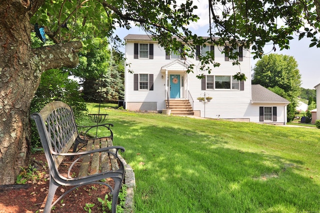503 Mulberry St, Southington, CT 06479 - colonial house with entry steps and a front lawn