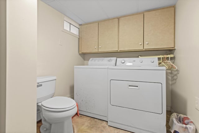 837 Long Cove Rd, Ledyard, CT 06335 - laundry room featuring independent washer and dryer