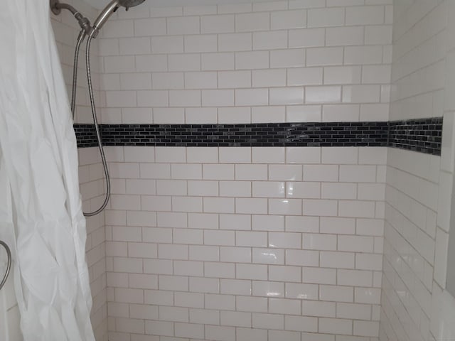 67 Hanover Rd, Newtown, CT 06470 - bathroom view of tiled shower