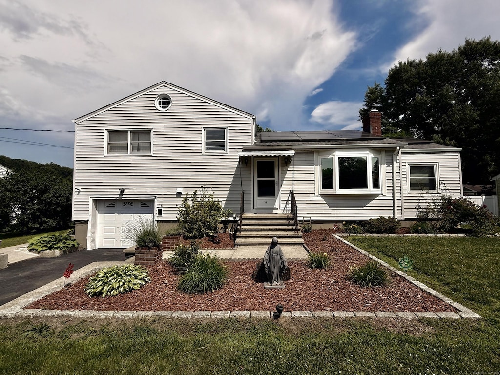 16 Hotchkiss Ter, Ansonia, CT 06401 - photo 1