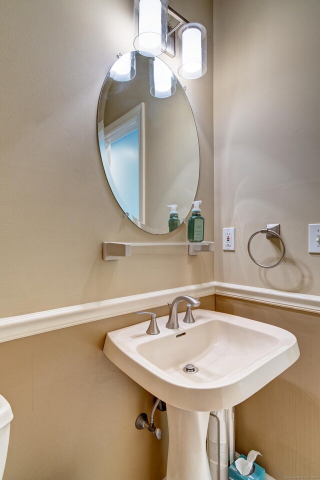 258 Woodland St, Glastonbury, CT 06073 - photo 11