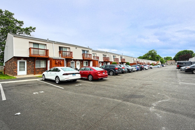 330 Short Beach Rd Apt G13, East Haven, CT 06512 - view of uncovered parking lot