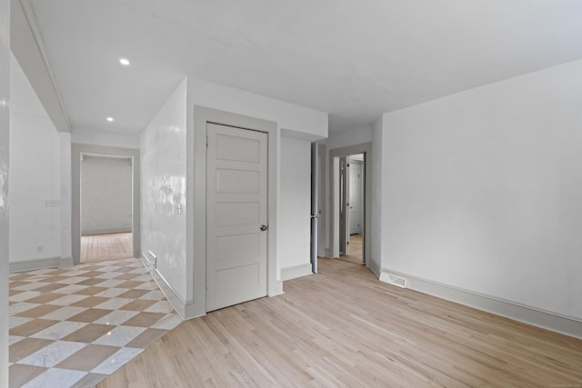 119 Westwood Rd, New Haven, CT 06515 - unfurnished room with light wood-style flooring and recessed lighting