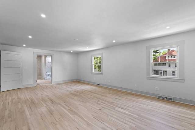 119 Westwood Rd, New Haven, CT 06515 - unfurnished room with recessed lighting and light wood-style flooring