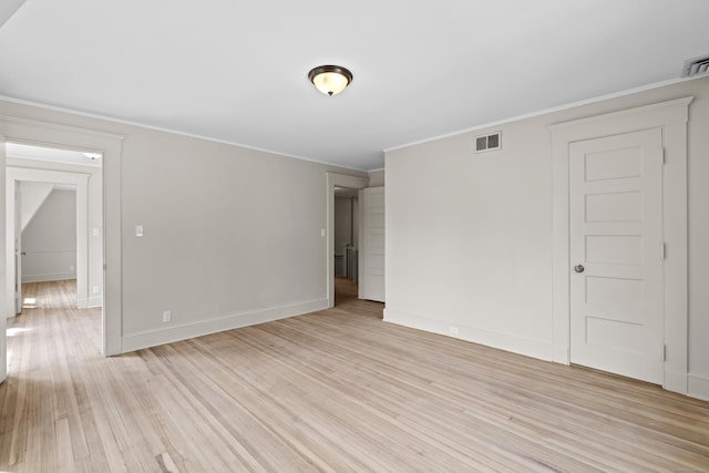 119 Westwood Rd, New Haven, CT 06515 - unfurnished room with light wood-type flooring and ornamental molding