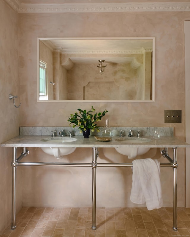 119 Westwood Rd, New Haven, CT 06515 - bathroom featuring double vanity