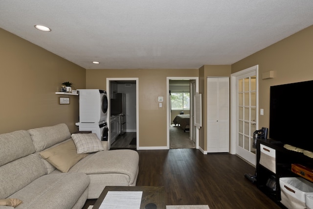 73 Landing Cir Unit 73, Suffield, CT 06078 - living area featuring dark wood-style floors and recessed lighting