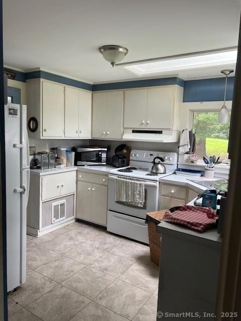185 Deepwood Dr, Hebron, CT 06231 - photo 3