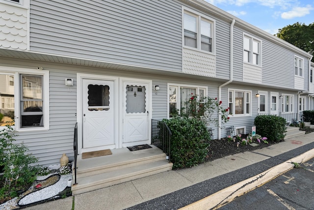 484 First Ave Unit 12, West Haven, CT 06516 - entrance to property