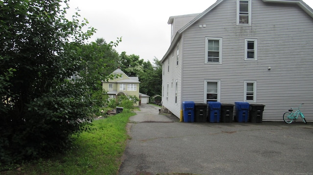 195 E Pearl St, Torrington, CT 06790 - view of home's exterior