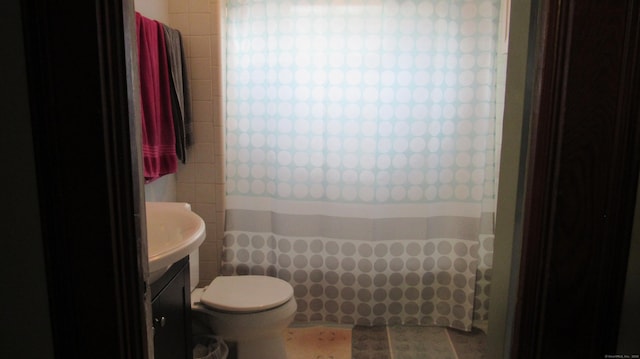 195 E Pearl St, Torrington, CT 06790 - full bathroom featuring vanity and a shower with curtain