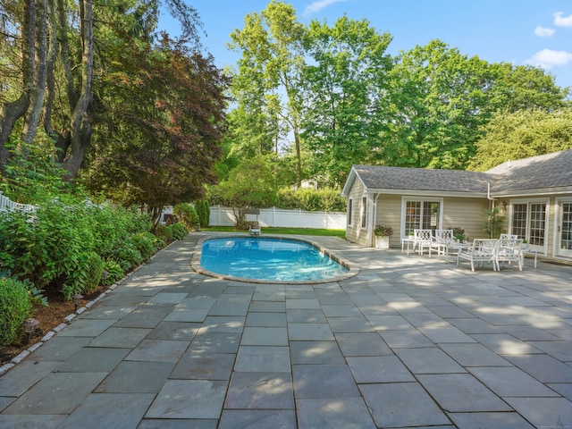 566 Hoyt St, Darien, CT 06820 - view of swimming pool featuring a patio