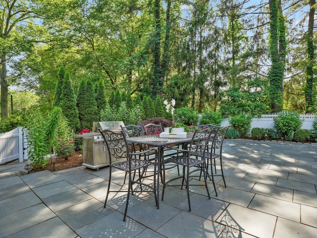 566 Hoyt St, Darien, CT 06820 - view of patio / terrace featuring outdoor dining space