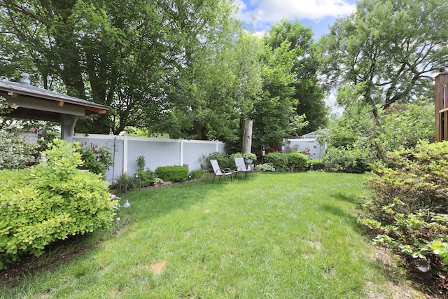 32 Butternut Ridge Rd, Waterbury, CT 06706 - view of yard