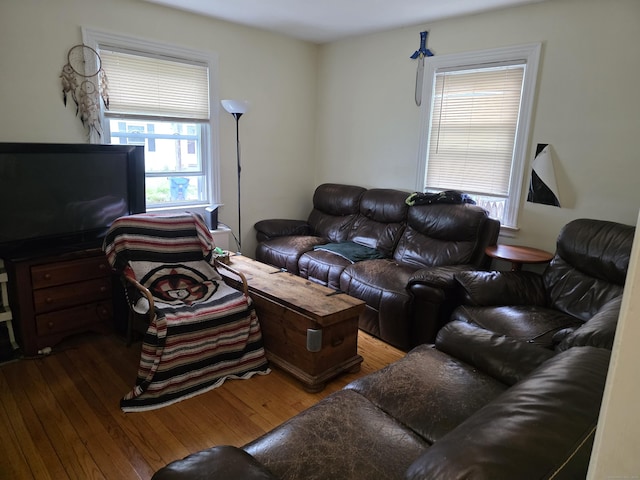 13 Keller Ave, Enfield, CT 06082