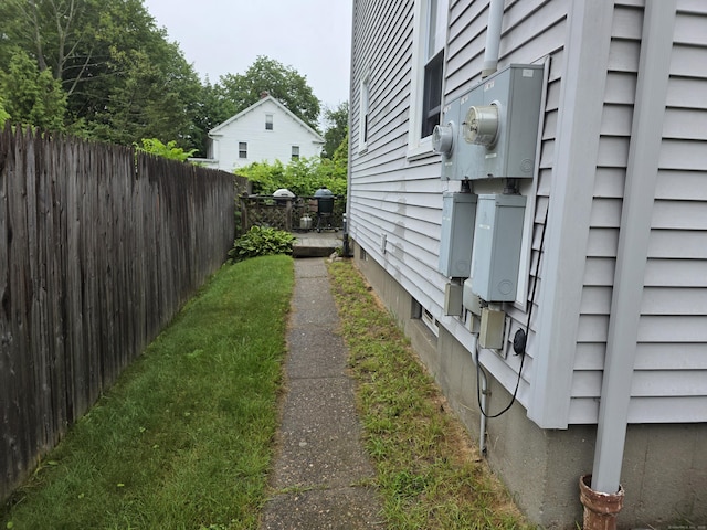 13 Keller Ave, Enfield, CT 06082