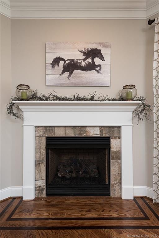 120 Yorkshire Ct Unit 120, Farmington, CT 06032 - detailed view of a fireplace and crown molding