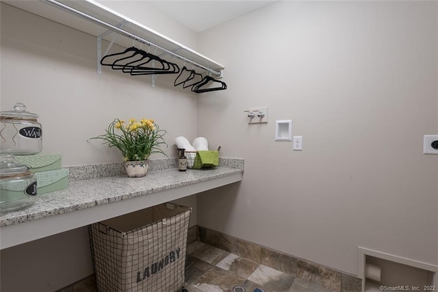 120 Yorkshire Ct Unit 120, Farmington, CT 06032 - laundry area featuring electric dryer hookup and stone tile flooring