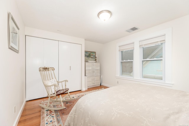 48 Livingston St, New Haven, CT 06511 - bedroom featuring wood finished floors and a closet