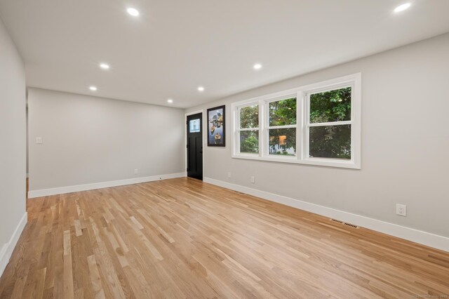 191 Brentwood Rd, Newington, CT 06111 - photo 17