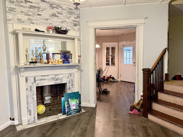 14 Natalie St, Hartford, CT 06106 - living area featuring wood finished floors and stairway