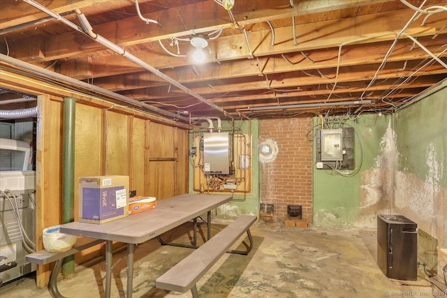 118 W Hartford Rd, Newington, CT 06111 - unfinished below grade area with electric panel and water heater