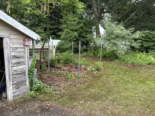91 Hyde St, New Haven, CT 06512 - view of yard