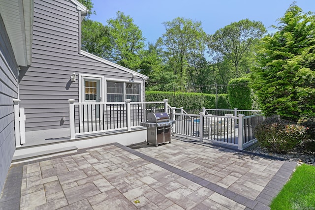 112 Greenbrier Rd, Trumbull, CT 06611 - view of patio with grilling area