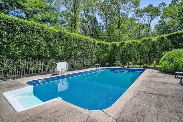 112 Greenbrier Rd, Trumbull, CT 06611 - view of pool featuring a fenced backyard, a patio, and view of wooded area